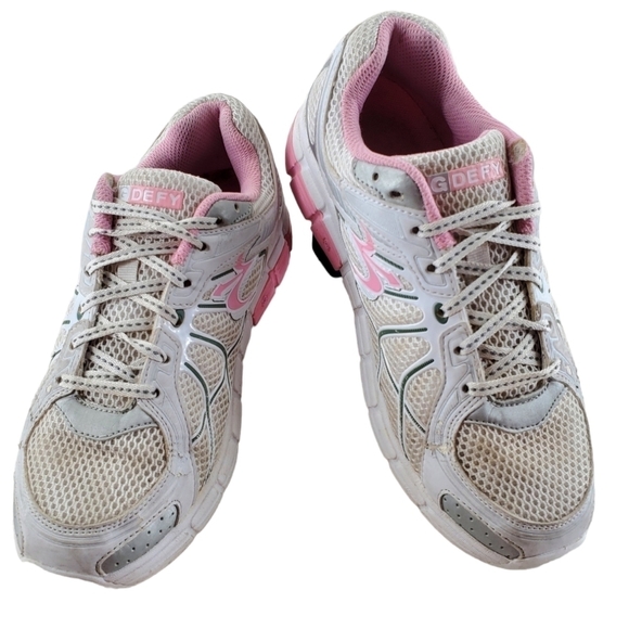 G Defy Shoes Women sz 8 White Pink Athletic Casual Lace Up Gravity Defyer Shoes - Picture 1 of 16